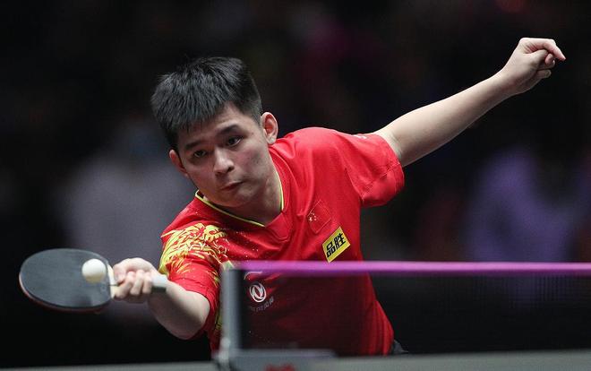 航空业的不 航空业的不