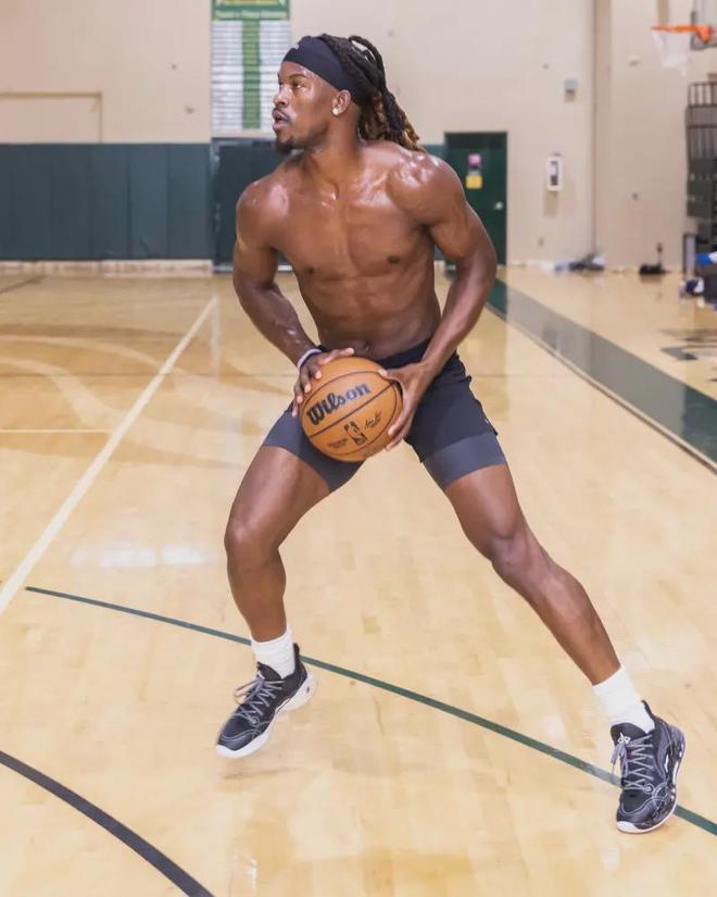 疑声逐渐高 疑声逐渐高