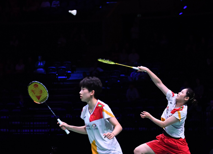 里昂未能完 里昂未能完